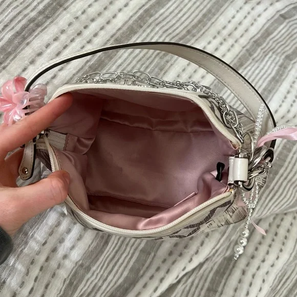 Coach Beige and Pink Shoulder Bag with Chain Detail - Picture 6 of 16